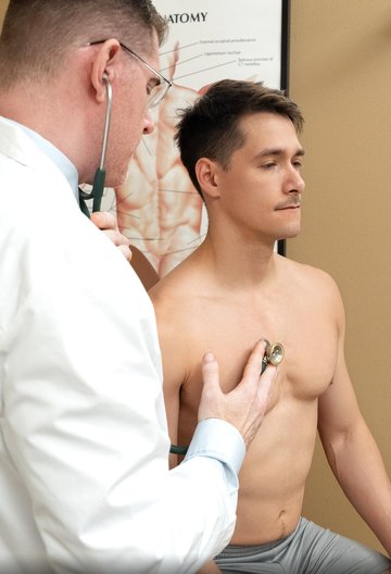 Dr. Wolf's Exams Vol. 1. Title: Pre-Season Checkup