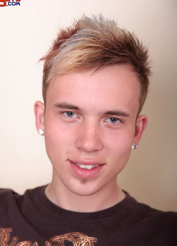 Blond twink jacking off