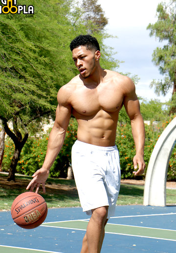 RIPPED Muscle Model Andre Temple